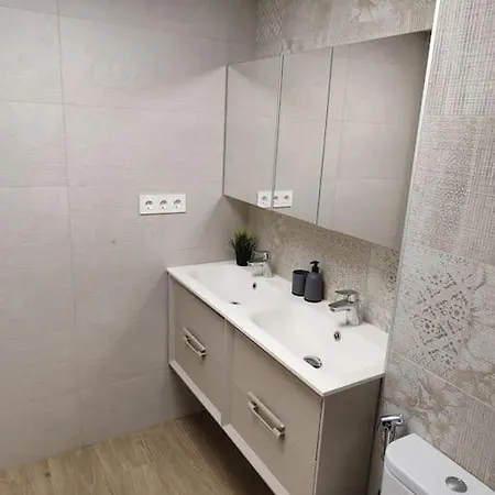 Mit Pool Und Parking Naehe Playa Del Cura, Apartament *