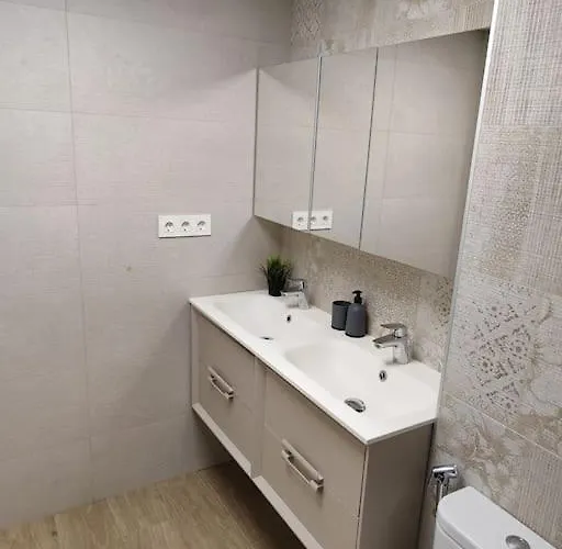 Mit Pool Und Parking Naehe Playa Del Cura, Apartment *